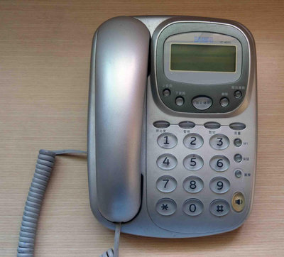 聲寶 SAMPO 來電顯示型家用電話 HT-W602L (東京銀) 有線電話 室內電話 市內電話 電話機(電話有使用過)
