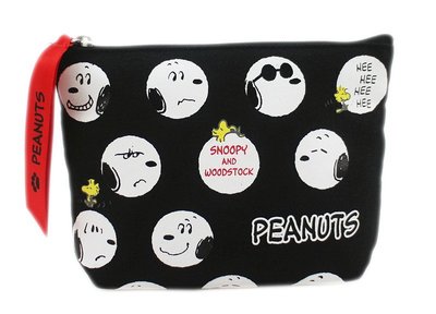 【卡漫迷】 Snoopy 化妝包 65週年限量版 ㊣版 史努比 史奴比 拉鍊 筆袋 收納 萬用包 零錢包 糊塗塔克