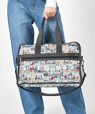 Lesportsac Moomin 漫畫格 7184 手提肩背斜背中款旅行包 背面可插行李箱 附收納袋 限量