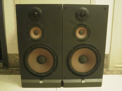(老高音箱)丹麥版 1991年份 JBL XE-4 型 三音路喇叭 10吋低音 原汁原味