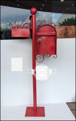 歐舍傢居 仿古站立信箱 鐵製紅色直立式信箱 可寫門牌 金屬落地信箱 仿古意見箱 室外信箱 立式郵筒 郵箱