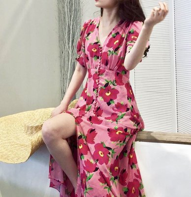歐美時尚浪漫桃紅色花朵渡假洋裝