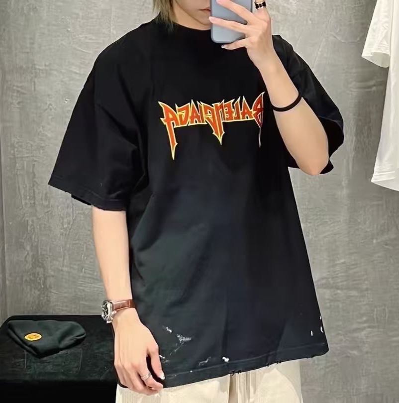 Balenciaga oversized metal logo T-shirt | Yahoo奇摩拍賣