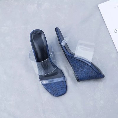 【熱賣精選】夏新新款簡約女鞋PVC全透明坡跟夏季涼鞋 ( S  REG  歐美鞋款26