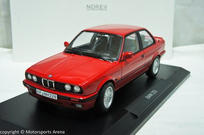 【特價現貨】1:18 Norev BMW 325i E30 Saloon 1988 紅色/藍色