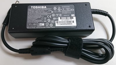 全新 TOSHIBA 東芝 變壓器 PA3715E-1AC3 19V 3.95A 75W 5.5-2.5mm