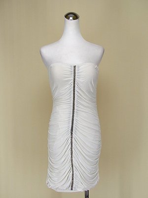 ◄貞新二手衣►RUBICON 美國品牌 白色水鑽平口露肩棉質洋裝M號(65401)