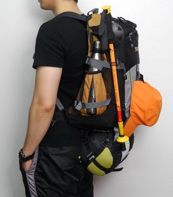 inway 挪威品牌 登山背包 水袋背包 絕版品出清超低特價 自行車背包 自助旅行背包