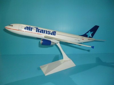 珍上飛模型飛機:A310-300(1:100)加拿大(編號:A310A02)