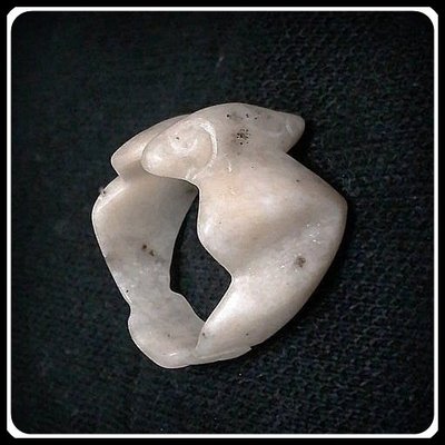 （特價商品）【HTRG-011】和闐白玉 戒指----蝙蝠俠造型