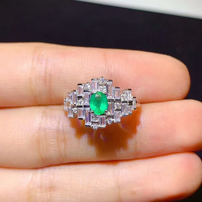 【祖母綠戒指】天然祖母綠戒指 色澤正 高淨玻璃體 綠色寶石之王 女神氣質