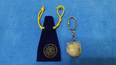 中華民國八十年，臺灣銀行發行，吉羊開泰紀念銀章，重7.188錢，純銀999，附原藍色絨布套及外膠套，罕見