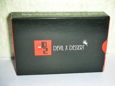 aaL集.(企業寶寶玩偶娃娃)全新DEVIL X DESSERT撲克牌!--值得收藏!!/6房樂箱63/-P