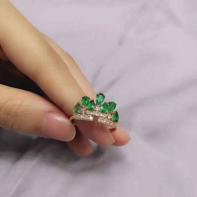 【祖母綠戒指】天然祖母綠戒指 透亮閃耀 水滴形祖母綠皇冠戒指 優雅詮釋