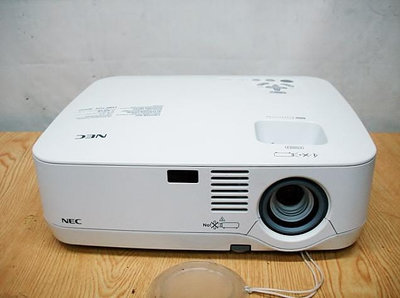 @【小劉二手家電】NEC 投影機,NP610型,超超亮,現場可測試 !