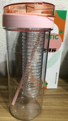 全新 吸管水壺 大容量水壺 ins水壺 塑膠料吸管杯 塑膠環保吸管杯 透明水壺 透明水瓶 透明水杯 吸管水杯 670ml