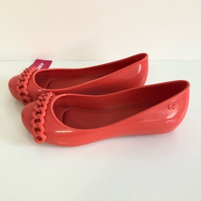 《現貨》ZAXY NEW POP CHAIN FEM 女生 包鞋 巴西尺寸35（簡約典雅鏈飾 果凍防水 娃娃鞋-橘紅色）