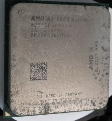 AMD A8-5600K四核心3.6G FM2 CPU AD560KWOA44HJ 4核心HD 7560D有內顯100W