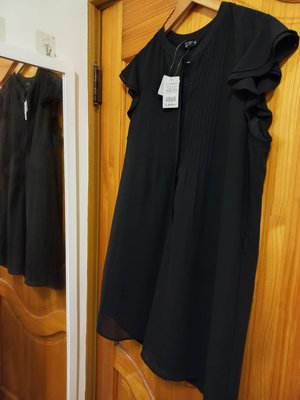 21 NET黑色荷葉袖雪紡洋裝