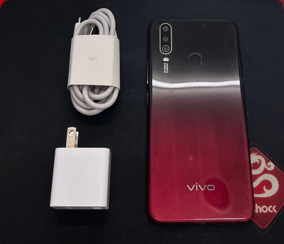 二手精品 VIVO Y15 4g/128g 4G手機 紅色 9成新 無盒裝有附贈正廠配件 加贈保護貼及空壓殼