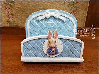 正版彼得兔peter rabbit藍色格紋放名片架名片座手機座前台收銀台民宿拍照開店送禮收藏擺飾 。宇軒家居生活館。