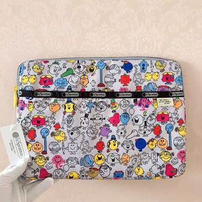 LeSportsac MR. MEN LITTLE MISS 奇妙家族 輕便手拿文件袋/ipad包/13吋筆電電腦夾棉收納包 3396 降落傘防水材質 限量