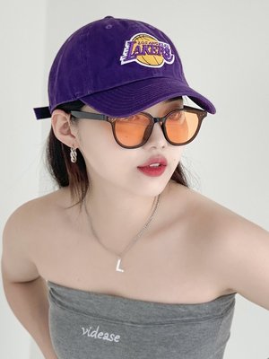 【熱賣精選】47brand紫色帽子女春秋mlb刺繡湖人隊NBA男士棒球帽軟頂鴨舌帽子