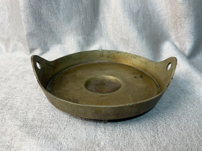 【二手】日本回流老銅鍋。白銅材質。底部帶款。小巧精致。可以當烤肉盤。 回流 擺件 老貨 【景天闇古貨】-2907