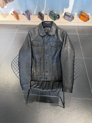 『RP精品』Louis Vuitton 路易威登 LV 限量款 黑色 滿印老花壓紋皮衣 皮外套 夾克