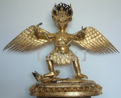 【五輪塔】佛教文物典藏佛像『卍大鵬金翅鳥卍』材質:銅鎏金精雕。