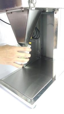【維修達人】食品機械《顆粒/粉末秤重分裝機YS-300 直行式》，秤重充填、秤重計量，另有各種真空機 封口機 印字機