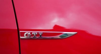 【Y.Park小李】VW 福斯 GOLF  GTI 7  6   5  車邊葉子板 GTI 原廠樣式 字標 一組2片(比較時請注意原廠樣式喔)