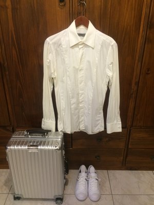 karl lagerfeld 袖釦設計白襯衫 時尚經典 歐美精品潮流(nick wooster chanel芬迪 參考)