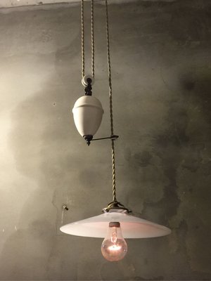 老件ArtDeco牛奶玻璃陶瓷滑輪吊燈 笠燈