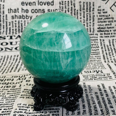 C362天然綠螢石水晶球擺件綠色水晶原石打磨客廳辦公家居喬遷
