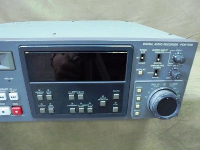 CD-4.勝過百萬CD器材音質實力的SONY專業機PCM-7010/7040專業用DAC機特價3.1萬元
