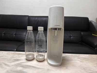 【白色】Sodastream 時尚風氣泡水機二手九成八新