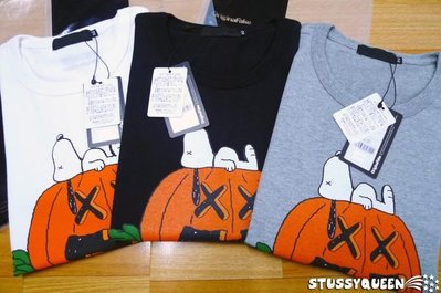 【現貨】全新正品 OriginalFake Kaws x Peanuts Snoopy Halloween Tee 萬聖節 史努比 01-03