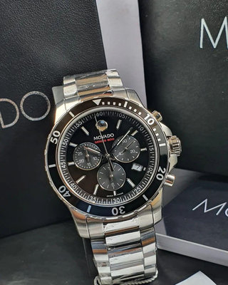 MOVADO Series 800 黑色面錶盤 銀色不鏽鋼錶帶 石英 三眼計時 男士手錶 2600142