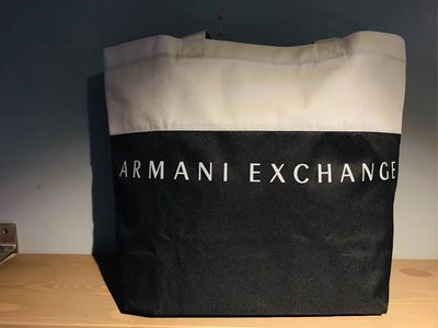 ARMANI EXCHANGE帆布購物包(已預訂）