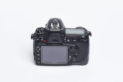 【超值】Nikon D300 公司貨 快數數45218(國祥)二手APS-C(附2原電2副電) 誠可議