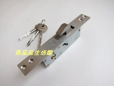 訂製相同鑰匙 門鎖 剪刀門鎖 門窗專用平面鉤鎖 寬2.5cm CASTLE *十字鑰匙*