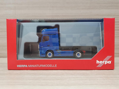 宗鑫 Herpa H311533-005 Mercedes Benz Actros Gigaspace 素面曳引車 藍色