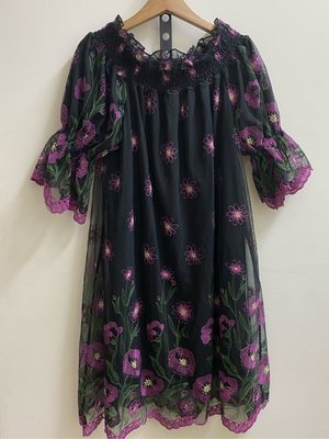 日本品牌Nice claup 可露肩黑色粉紫色刺繡花朵雪紡紗洋裝連身裙
