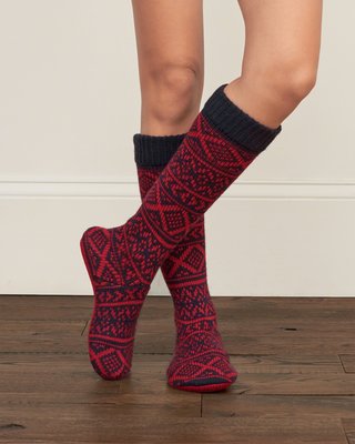 【天普小棧】A&F Abercrombie Patterned Slipper Socks室內長筒拖鞋襪XS/S現貨抵台