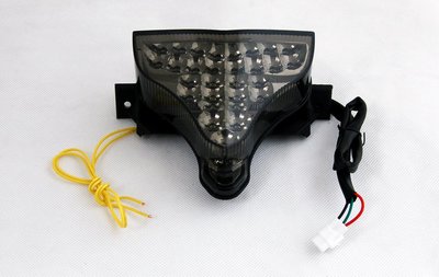 《極限超快感!!》Yamaha YZF 1000 R1 2009-2010專用LED後尾燈(整合方向燈)