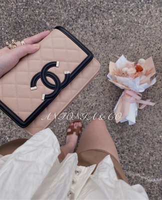 ANTONIA&CO二手名牌 Chanel filigree 黑米荔枝 woc 淡金鏈    近新品未使用  附件 盒 塵袋 保卡