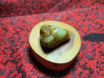 ~~~正新疆喀拉喀什河出產之和闐玉原石(直購免運費)K270~~~