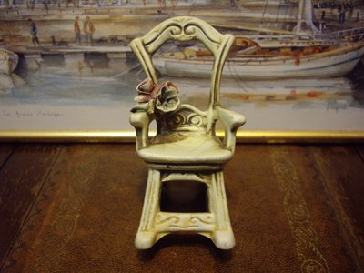 歐洲古物時尚雜貨 歐洲名瓷 小花朵陶瓷椅 擺飾品 限時特價中