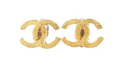 Chanel 古董耳環，Chanel cc logo 耳環. 3vm x 2cm